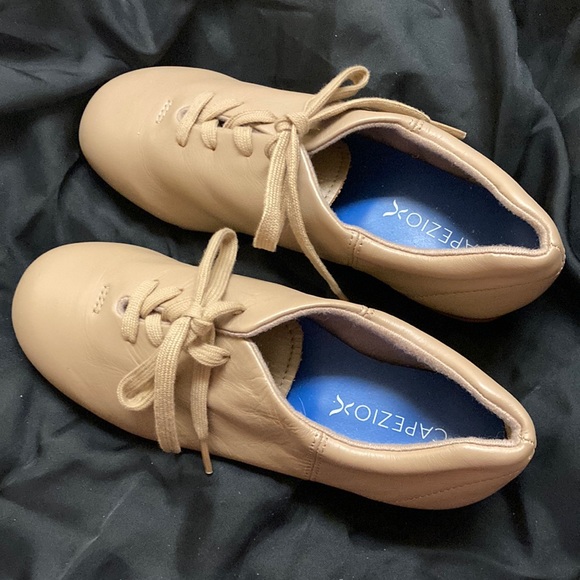 New Girls/Ladies Fluid Tap Shoes  Size 5.5 - Picture 9 of 9